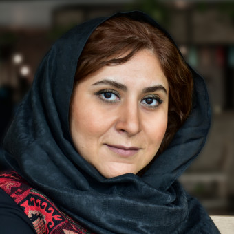 فریبا خاکزاد