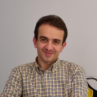 علیرضا حمزه