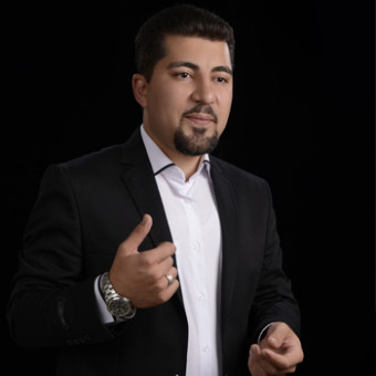 مجتبی اکبری