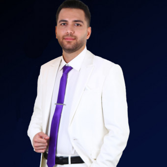 پویا رشوند
