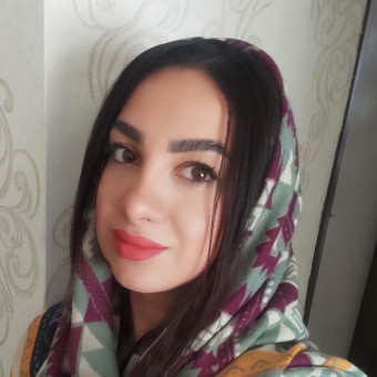 زهرا زحمتکش