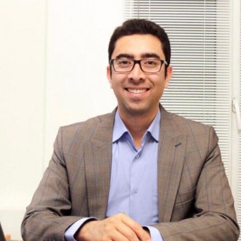 دکتر اسماعیل مهاجری