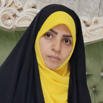 خانم صالحه کرامتی