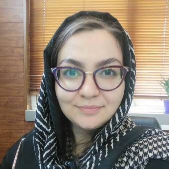 سعیده بهزادمنش