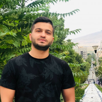 سیدامیرحسین حسینی