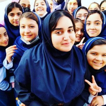 نگار افروشه