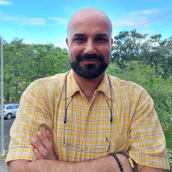 آکادمی دکتر جواد جوزایی