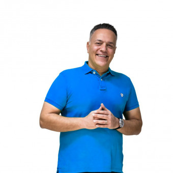 دکتر داود استقامت