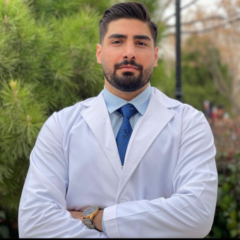 دکتر علی سلمانیان