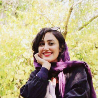 رویا استواری