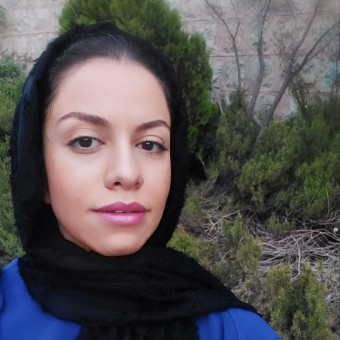 بنفشه خداقلی پور