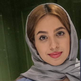 رویا محمدحسینی