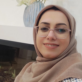 نفیسه طاهری مطلق