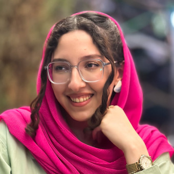 سارا طالب زاده