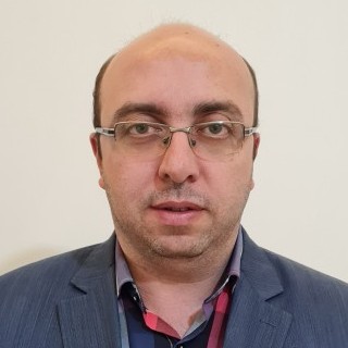 رضا مازندرانی