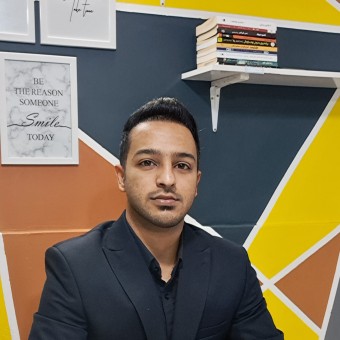 پوریا مولایی