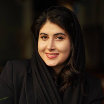 نگین سیف چی