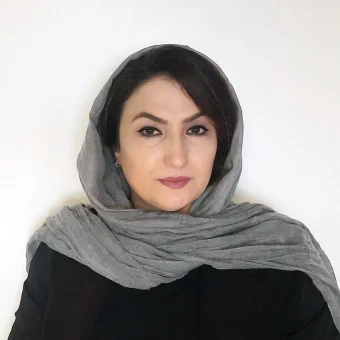 افسانه نظری