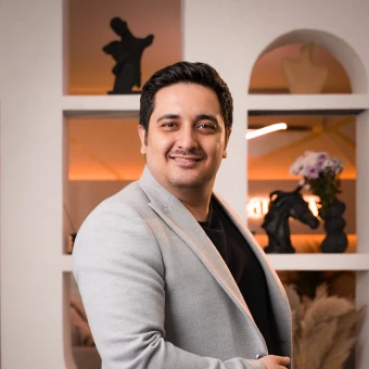 دکتر عرفان میرزائی