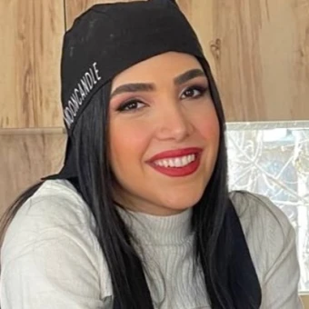 یاسی علیزاده