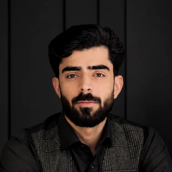 علی عزیزی