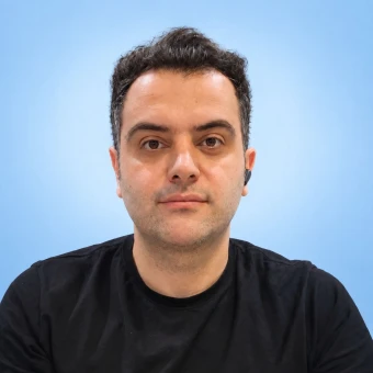 میثم همتی