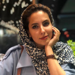 مونا میرزایی