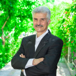 دکتر علیرضا باستانی