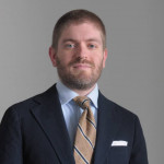 دکتر الکس لوییس (Alexander Lewis)