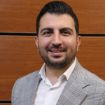 امیر اسحاقی