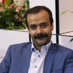 آقای دکتر هادی اکبری