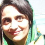 شقایق آراسته