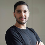 علیرضا آقاخانی