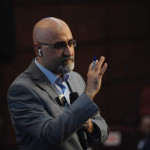 ایثار خدادادی