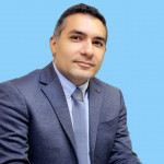 سیامک نوایی