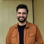 دکتر کاوه هادیلو