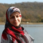 طاهره خادمی