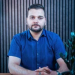 افشین کرمیان