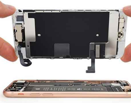 وبینار چگونه گوشی خود را بدست تعمیر کاران تلفن همراه بسپاریم