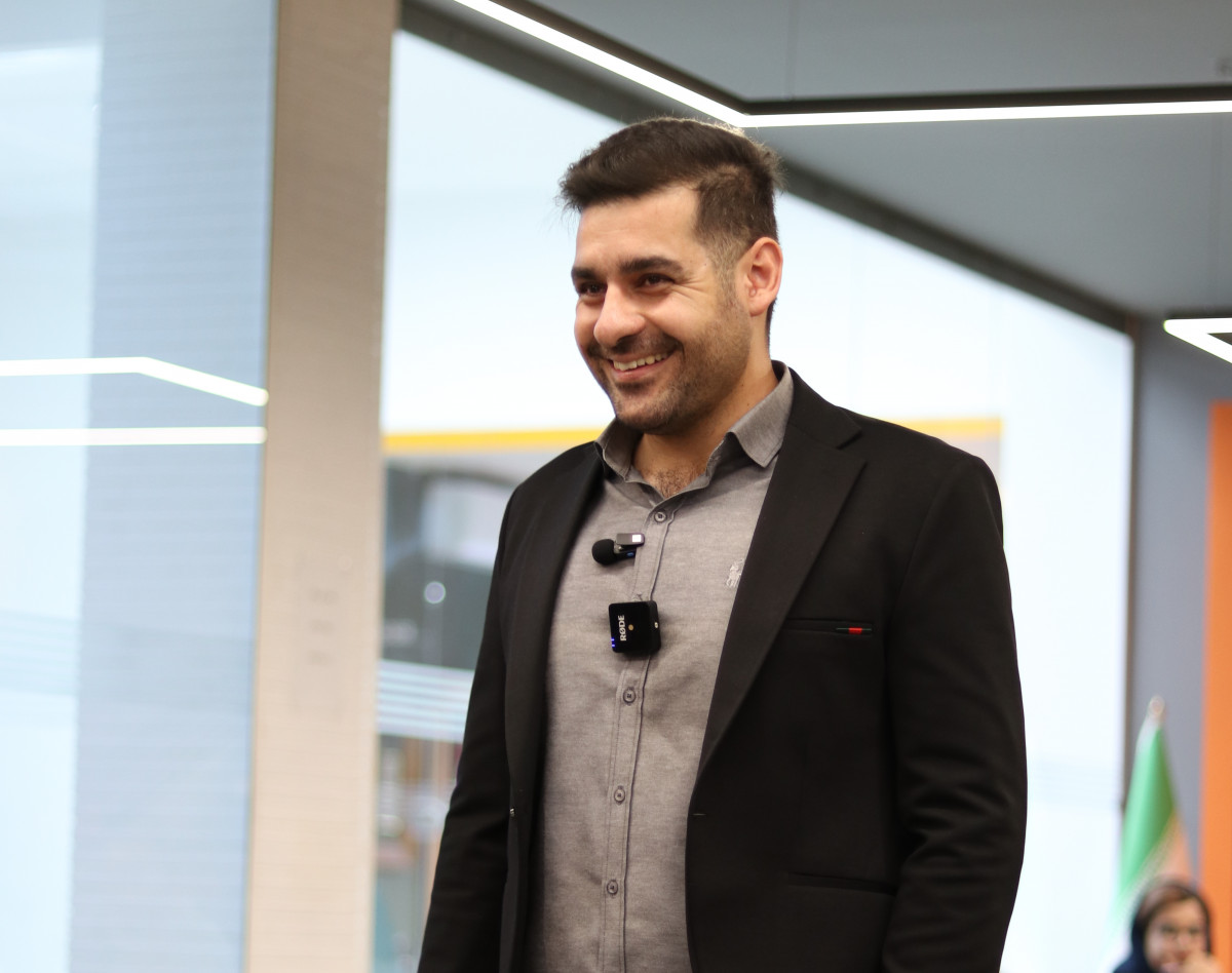 وبینار چرا باید مشتری ترو انتخاب بکنه؟