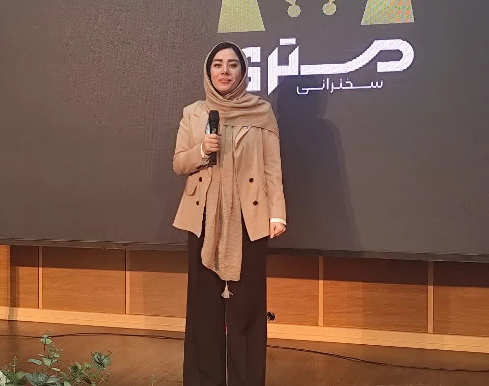 وبینار رازهای نفوذ در دل و ذهن آدم ها با علم متقاعد سازی