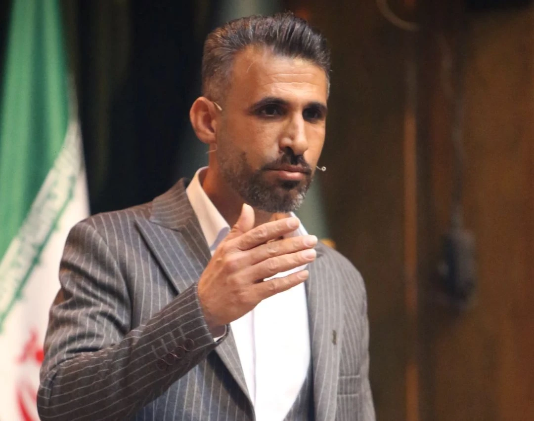 وبینار دوره آموزشی کیمیاگری با کلام